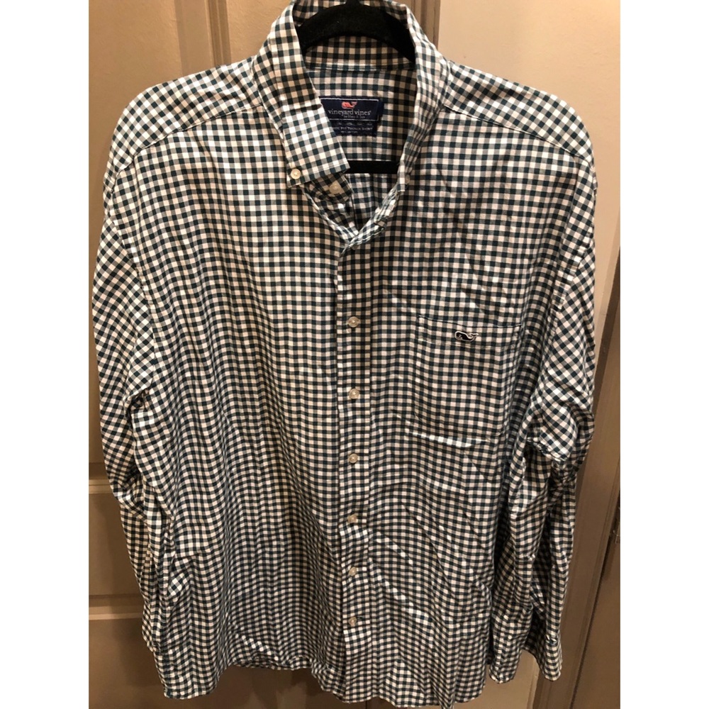 Men’s vineyard vines long sleeve button up